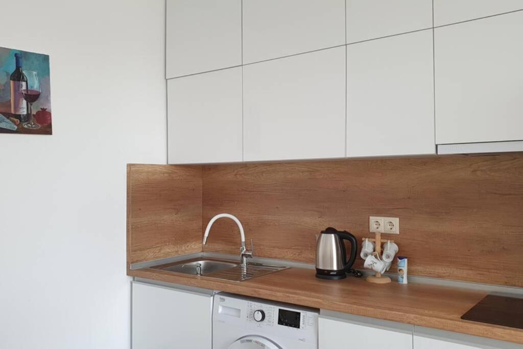 Lola Seaview Guest House. Уютный Домик В Варне Varna Exteriör bild