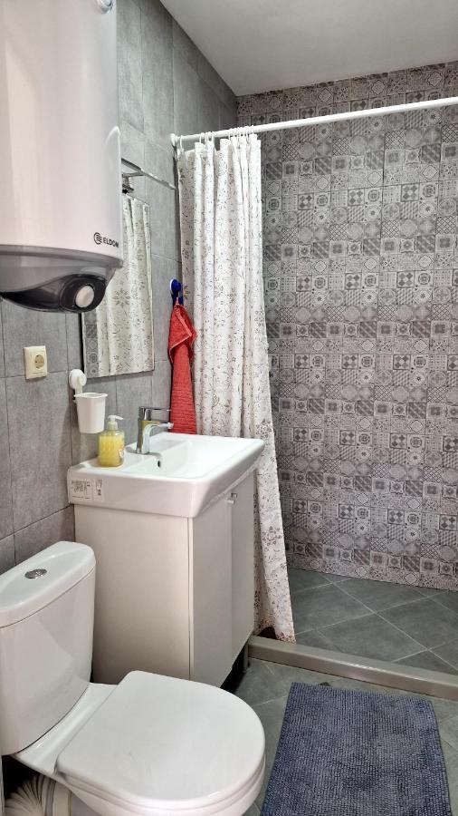 Lola Seaview Guest House. Уютный Домик В Варне Varna Exteriör bild