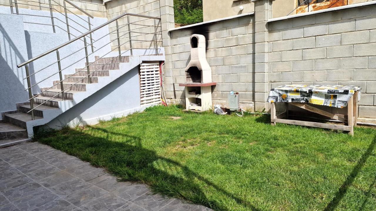 Lola Seaview Guest House. Уютный Домик В Варне Varna Exteriör bild