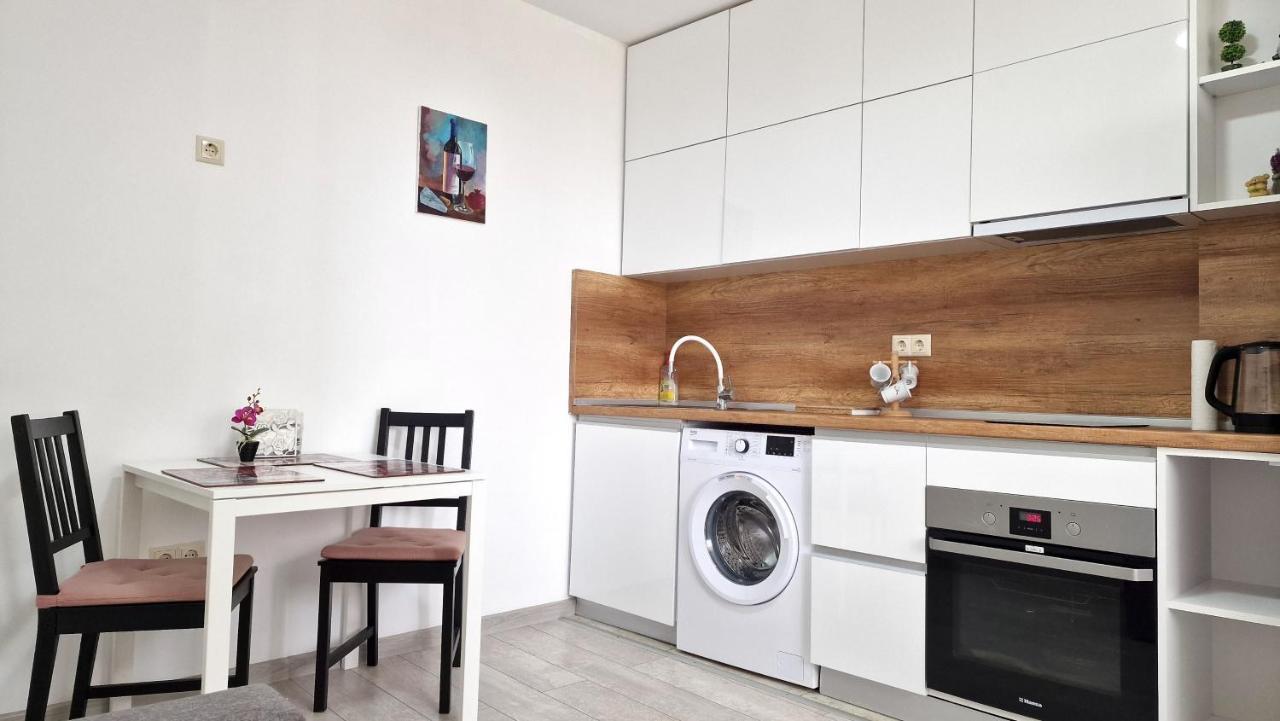 Lola Seaview Guest House. Уютный Домик В Варне Varna Exteriör bild